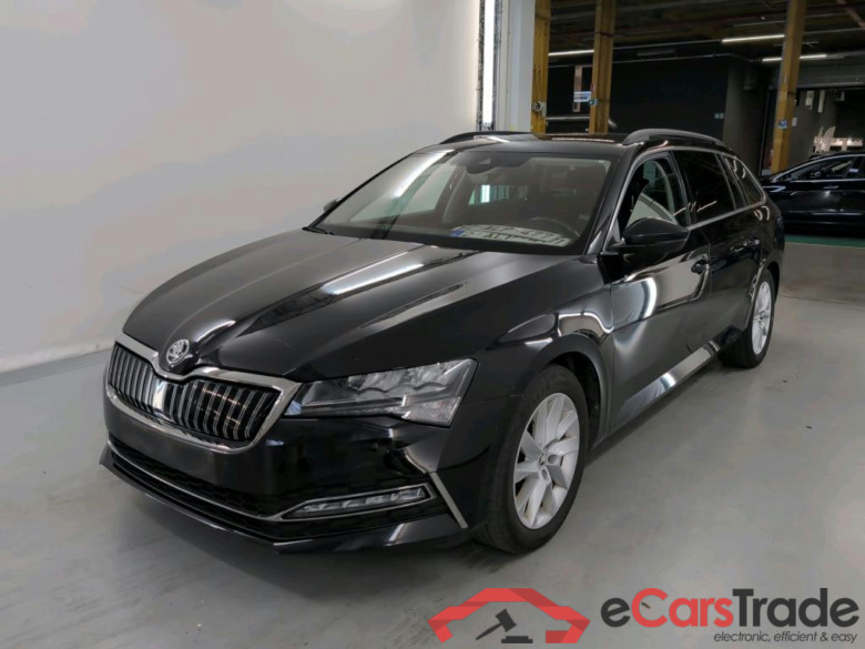SKODA SUPERB COMBI 1.4 TSI PHEV 160KW DSG6 CLEVER