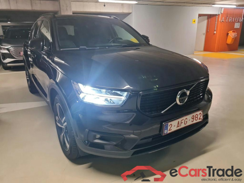 VOLVO XC40 1.5 T4 RECHARGE GEARTRONIC R-DESIGN #2