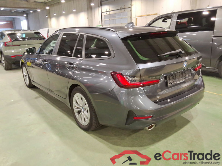 BMW 3 SERIES TOURING 2.0 330E (215KW) TOURING #2