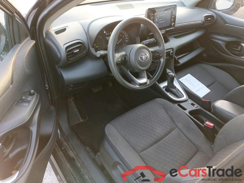 TOYOTA YARIS 1.5 120H Business Plus #3