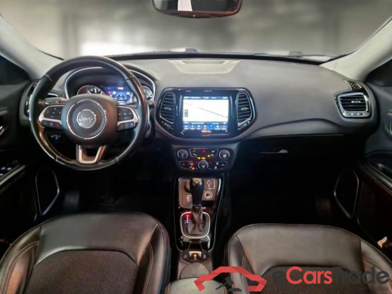 JEEP COMPASS / 2017 / 5P / SUV 2.0 MJET II 103KW LIMITED 4WD AUTO #3