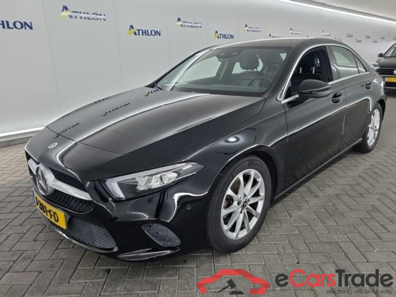 MERCEDES-BENZ A-Klasse Limousine A 180 7G-DCT Business Solution Luxury 4D 100kW #1