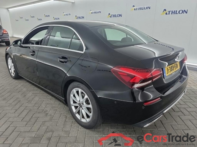MERCEDES-BENZ A-Klasse Limousine A 180 7G-DCT Business Solution Luxury 4D 100kW #4
