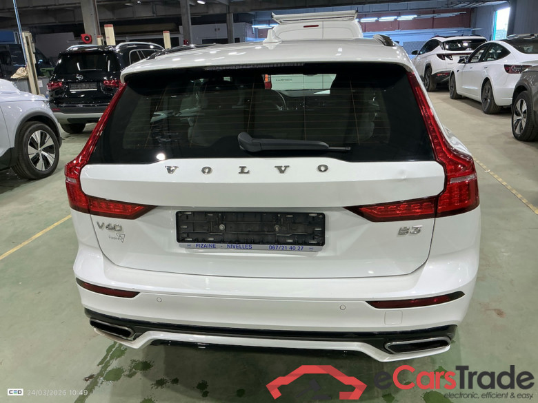 VOLVO V60 2.0 B3 GEARTRONIC R-DESIGN #5