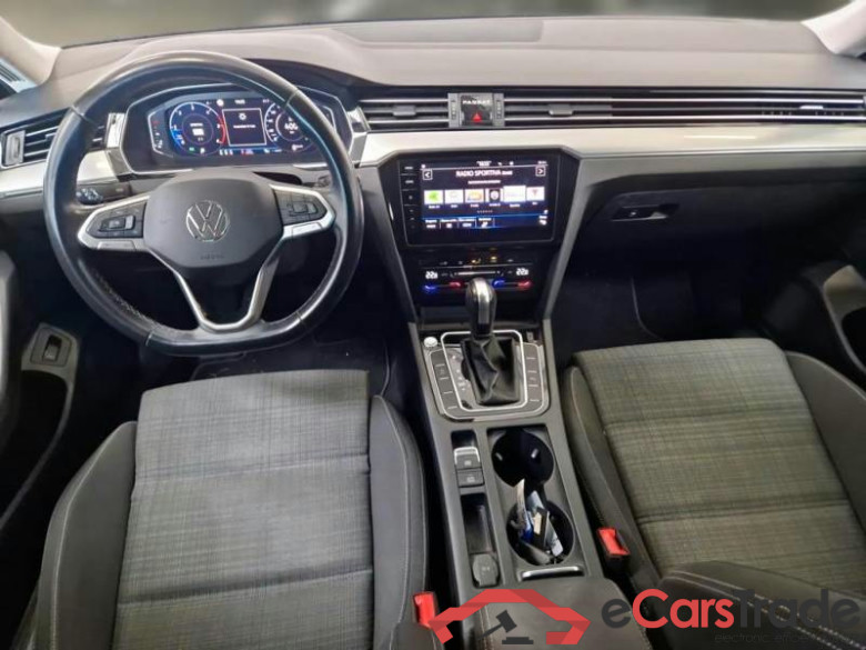 VOLKSWAGEN PASSAT / 2019 / 5P / STATION WAGON VAR. 2.0TDI SCR EVO 110KW BUSINESS DSG #3