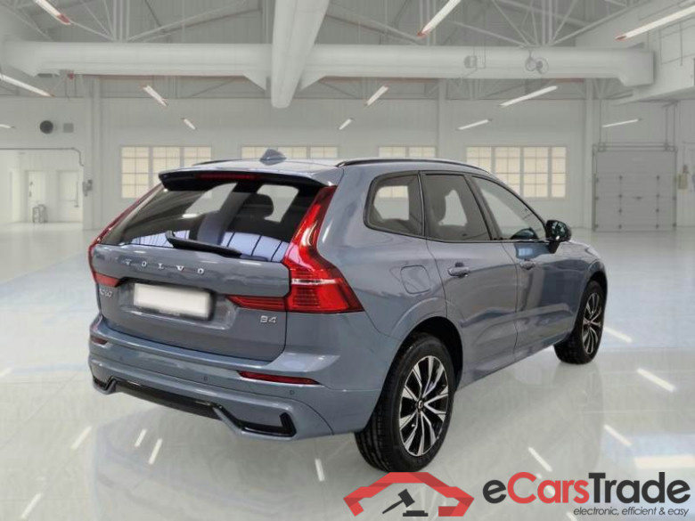 VOLVO XC60 / 2021 / 5P / SUV B4 D AUTOMATICO PLUS DARK #2