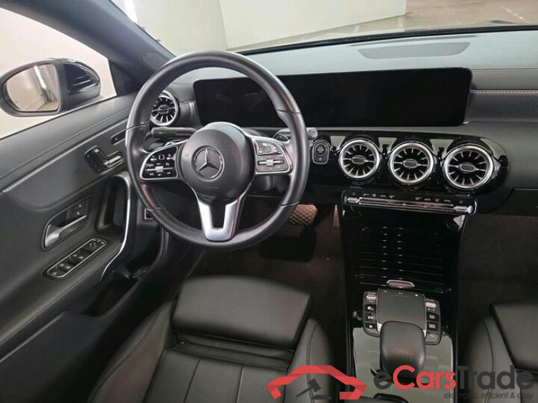 Mercedes CLA 180d Aut. Pano LED-Multibeam Widescreen Ambient Burmester Navi Sport-Leather KeylessGo Camera Klima PDC ... #5