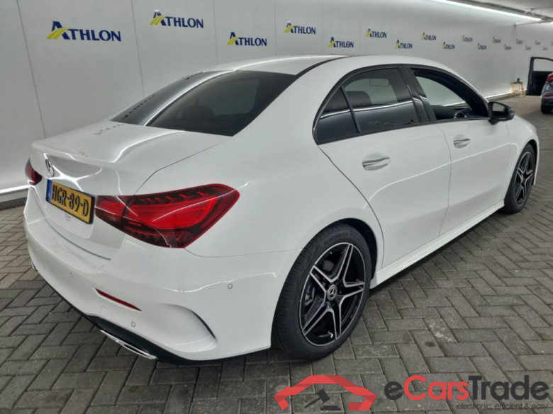MERCEDES-BENZ A-Klasse Limousine A 180 Star Edition AMG Line 4D 100kW #3