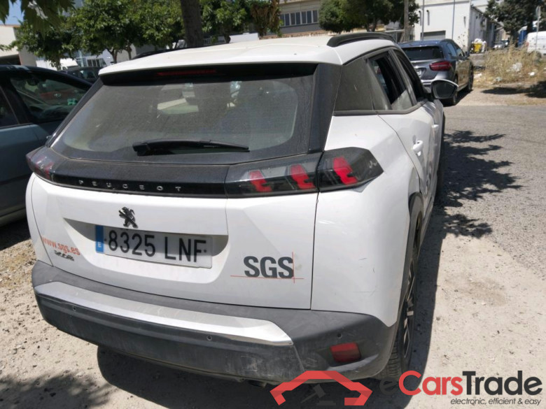 PEUGEOT 2008 / 2019 / 5P / todoterreno Allure BlueHDI 100 S&S BVM6 #2