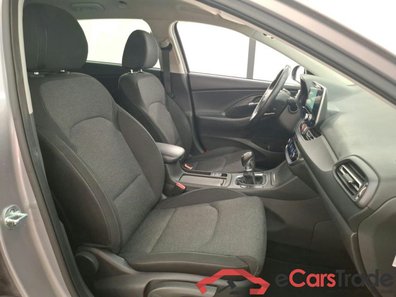 HYUNDAI i30 Sport Wagon  2020  5P  Break 1 0 T GDI 120 MHEV I MT CREATIVE SW #6