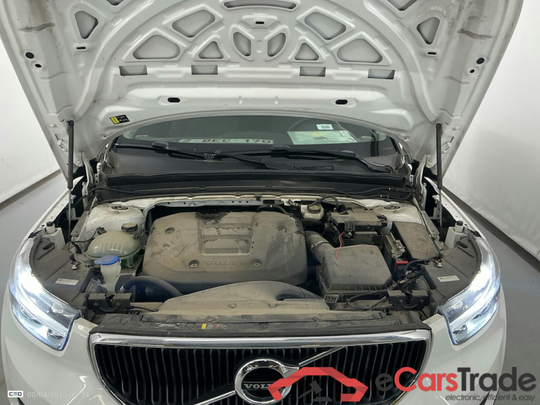 VOLVO XC40 1.5 T2 MOMENTUM PRO AUTO #6
