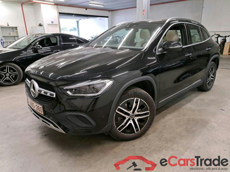 MERCEDES - MER GLA 250e 218PK DCT Business Solution Luxury & Pack Plus  * HYBRID * #1