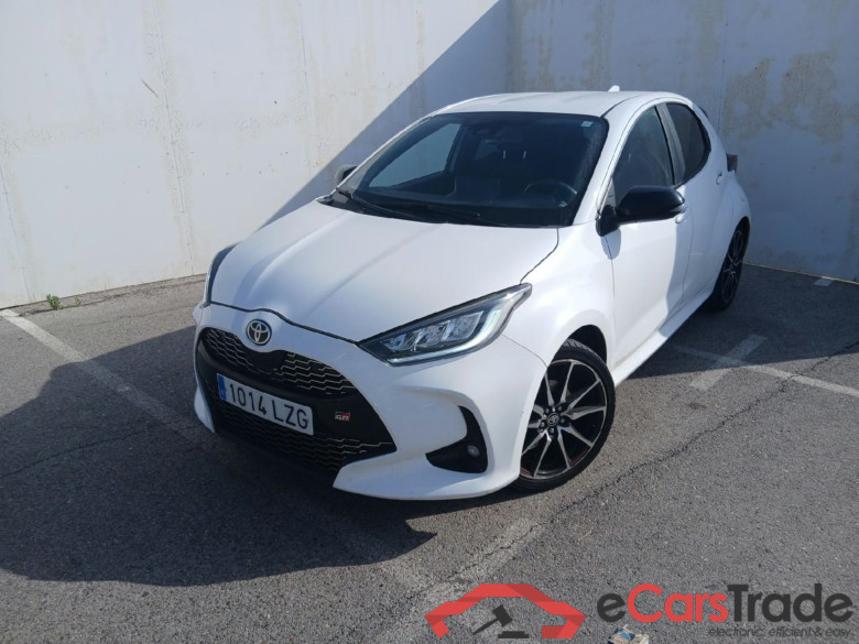 TOYOTA Yaris / 2020 / 5P / berlina con portón 1.5 120H GR Sport