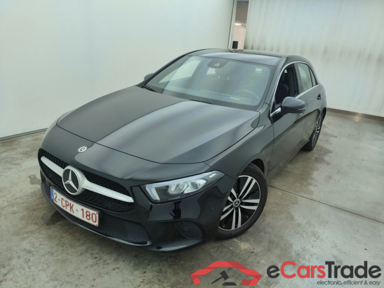 Mercedes-Benz A-Klasse A 180 d Business Solution Aut. 5d #1