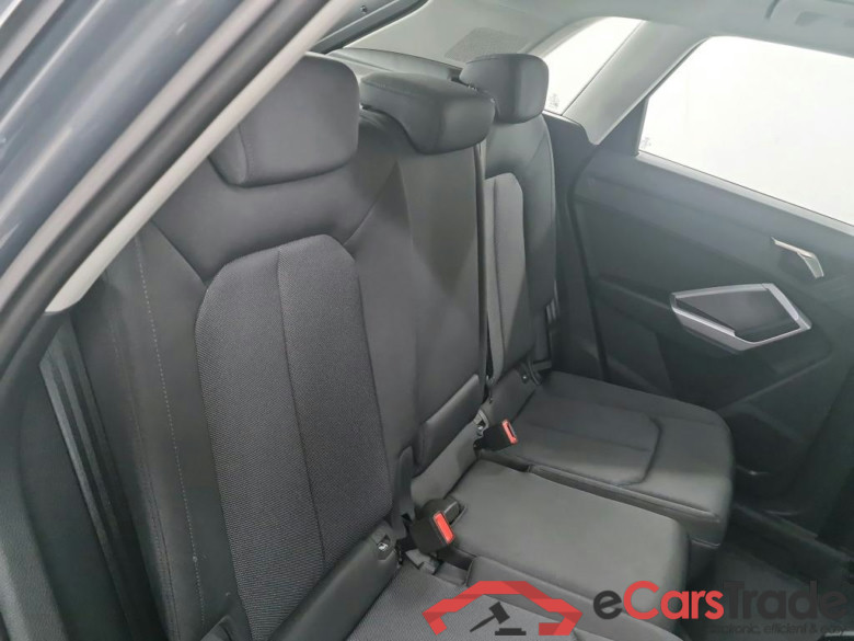 AUDI Q3 1.4 45 TFSI E S TRONIC #6