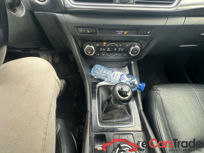 MAZDA 3 Sedan 2.0i Skycruise #6