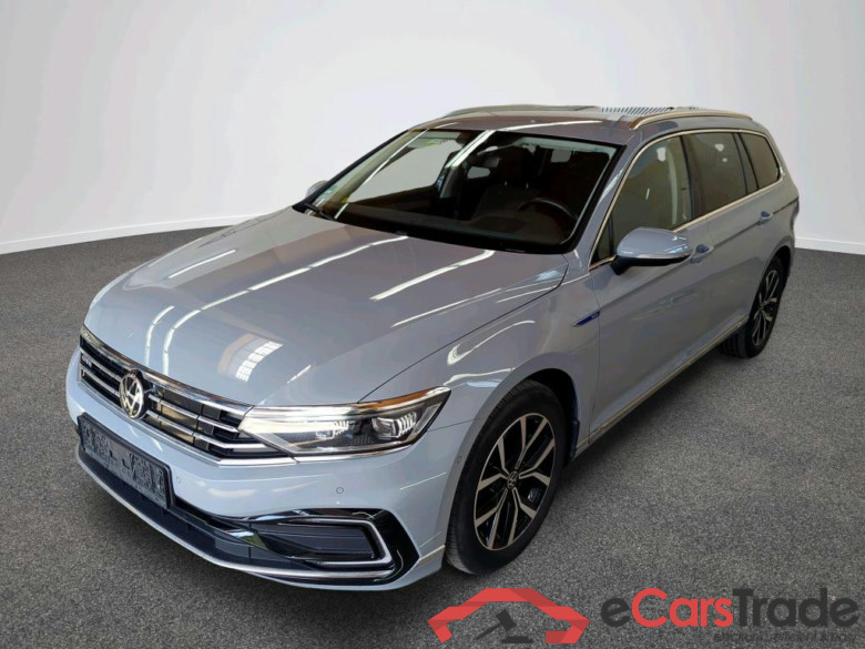 Passat Variant GTE 1.4 TSI 160KW AT6 E6d #1