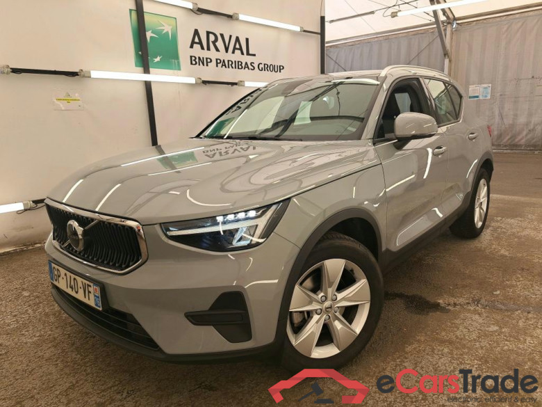 XC40 Momentum 2WD 2.0