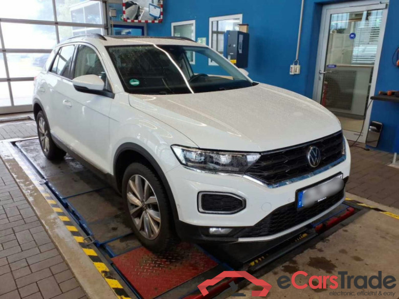 Volkswagen T-Roc (A11)(09.2017->2021) DE - SUV5 1.5 TSI EU6d, Style OPF, 2020 - 2022 #1