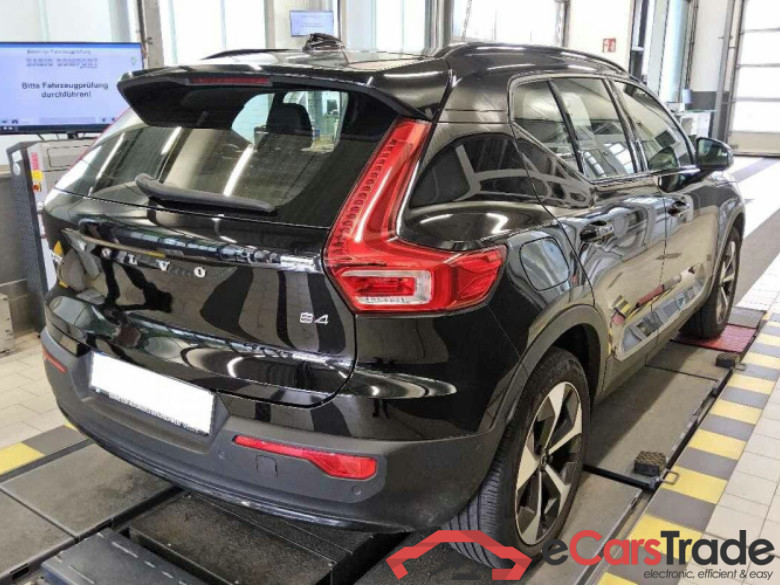 Volvo XC40 (2017->) DE - SUV5 B4 2WD EU6d, Plus Dark, (Facelift) 2022 - 2024 #3