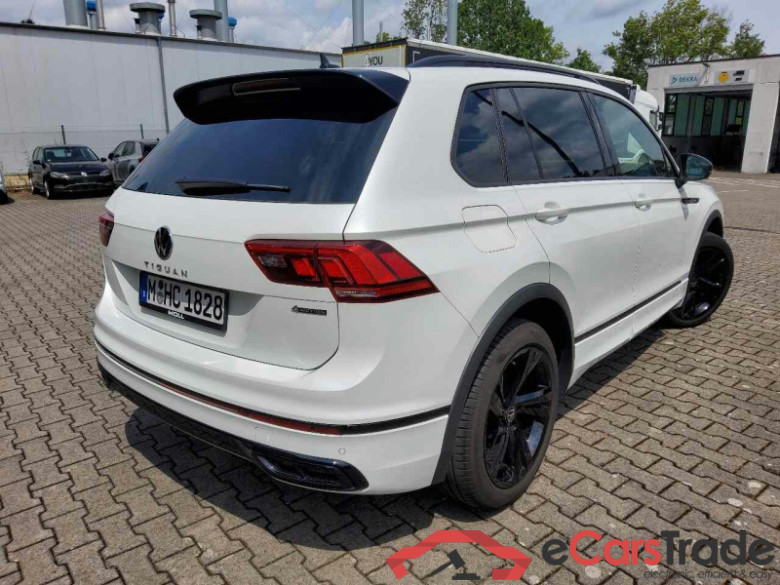 Volkswagen Tiguan (AX1)(07.2020->2024) DE - SUV5 2.0 TSI BMT/Start-Stopp EU6d, 4Motion R-Line OPF, (Facelift) 2021 - 20 #3