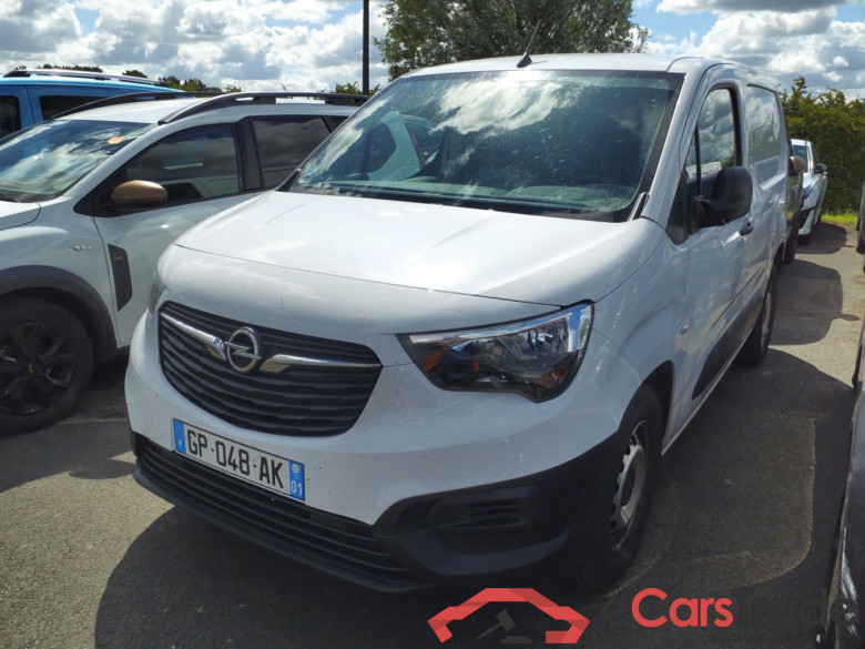 OPEL Combo OPEL Combo  CARGO HDI 100 TAILLE M 950KG + PACK CHANTIER + CAMERA AR + RADIO DAB TABLETTE 8’’
