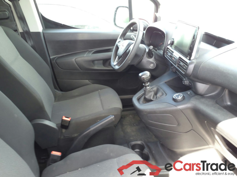 OPEL Combo OPEL Combo  CARGO HDI 100 TAILLE M 950KG + PACK CHANTIER + CAMERA AR + RADIO DAB TABLETTE 8’’ #5