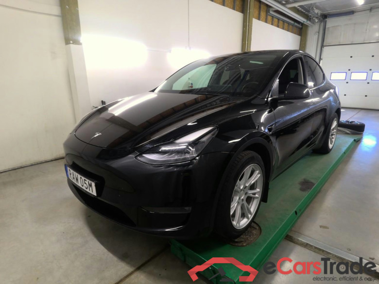 Tesla Model Y Long-Range AWD #1