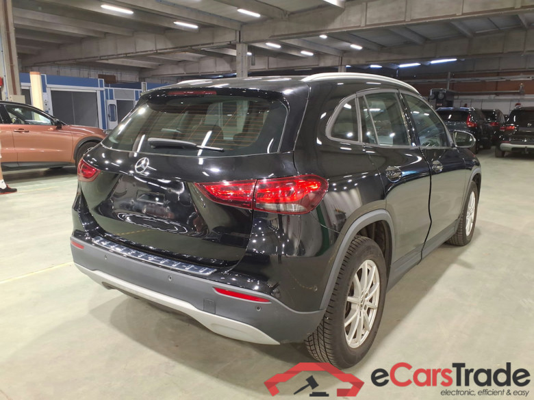 MERCEDES-BENZ CLASS GLA DIESEL (H247) GLA 200 d Business Solution #4