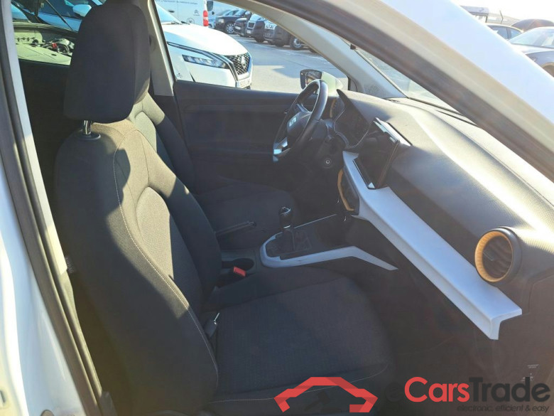 SEAT Arona / 2021 / 5P / todoterreno 1.0 TSI 81kW (110CV) Style Plus (AC) #6