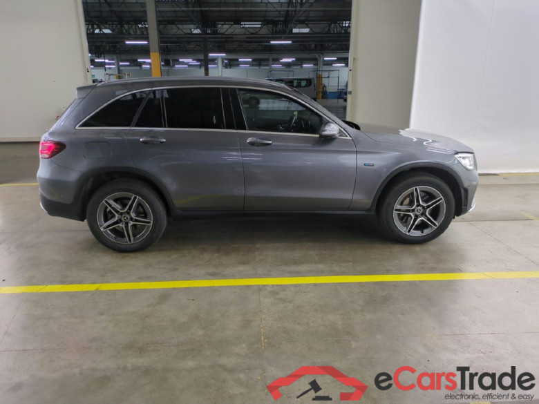 MERCEDES-BENZ GLC / 2019 / 5P / SUV 2.0 GLC 300 E AMG LINE 4MATIC #6
