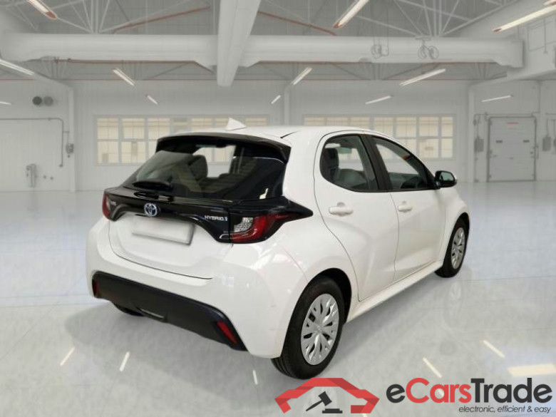 TOYOTA YARIS / 2020 / 5P / BERLINA HYBRID BUSINESS MY22 #2