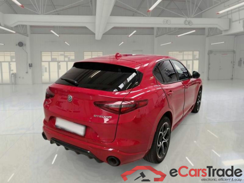 ALFA ROMEO STELVIO / 2017 / 5P / SUV 2.0 T 280 CV VELOCE AT8 Q4 #2