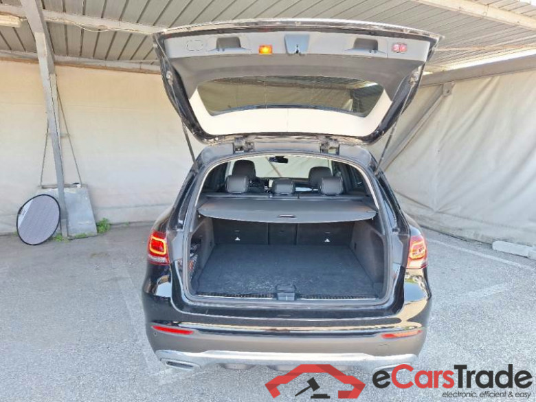 MERCEDES-BENZ GLC / 2019 / 5P / SUV 220 D 4MATIC SPORT AUT. #5