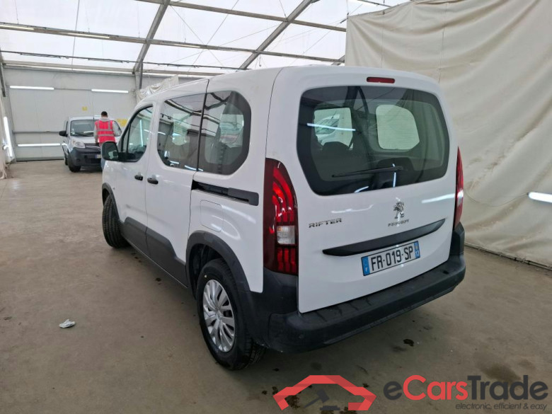 Rifter Active L1 1.2 PureTech 110 CV #2