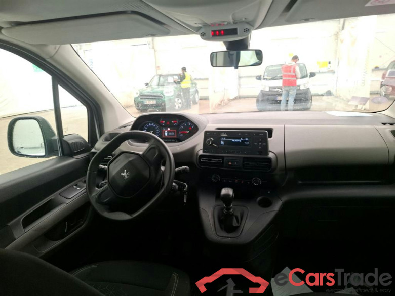 Rifter Active L1 1.2 PureTech 110 CV #5