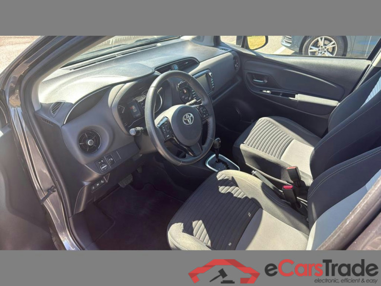 TOYOTA Yaris Hybrid (HEV) Yaris Hybrid 1.5i VVT-i Active E-CVT #6