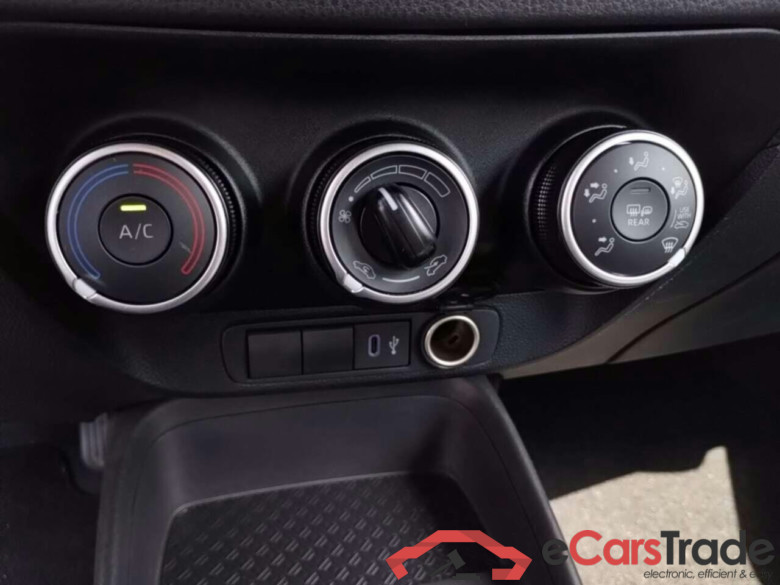 TOYOTA Aygo X 1.0 VVT-i MT Play #6