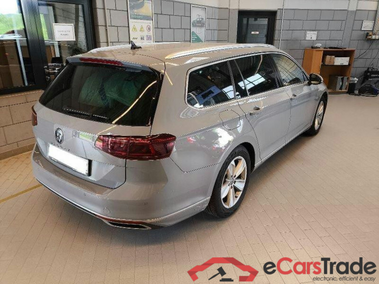 Volkswagen Passat Variant (CB5)(03.2019->2024) DE - Kb5 2.0 TDI BMT/Start-Stopp EU6d, Elegance, (Facelift) 2020 - 2024 #3