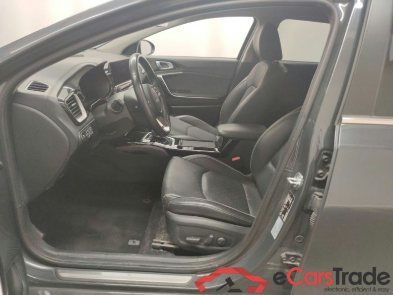 KIA cee'd Sportswagon Business Line 1.6 GDi PHEV DCT 5d #3