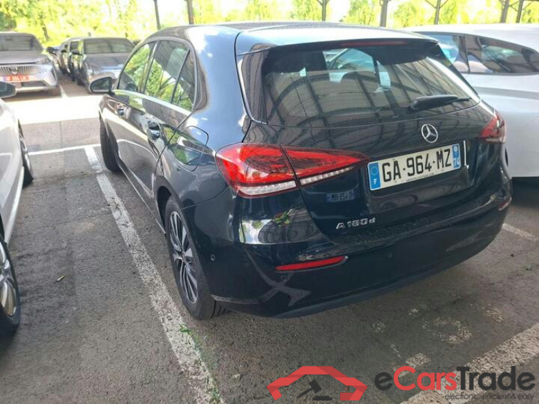 Mercedes A 180d Aut. LED Widescreen Navi 1/2 Sport-Leather KeylessGo Camera Klima PDC ... #4