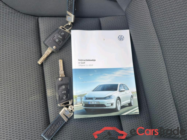 VOLKSWAGEN e-Golf 100 kW #6