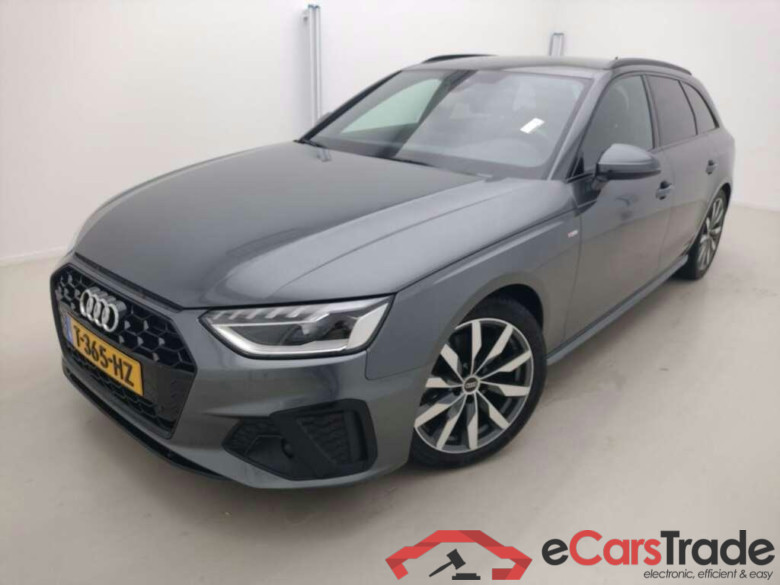 AUDI A4 Avant 35 TFSI S ed comp #1