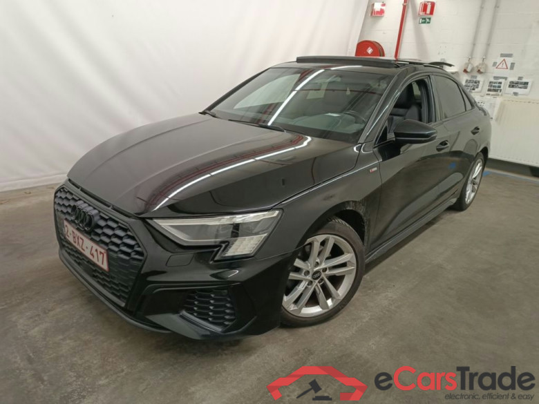 Audi A3 Berline 1.0 TFSi 30 81kW S tronic S line Bus. Ed 4d #1
