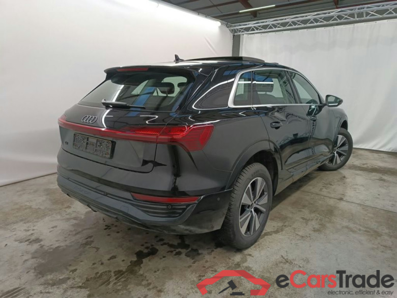 Audi Q8 E-Tron 55 Quattro Advanced 5d #4