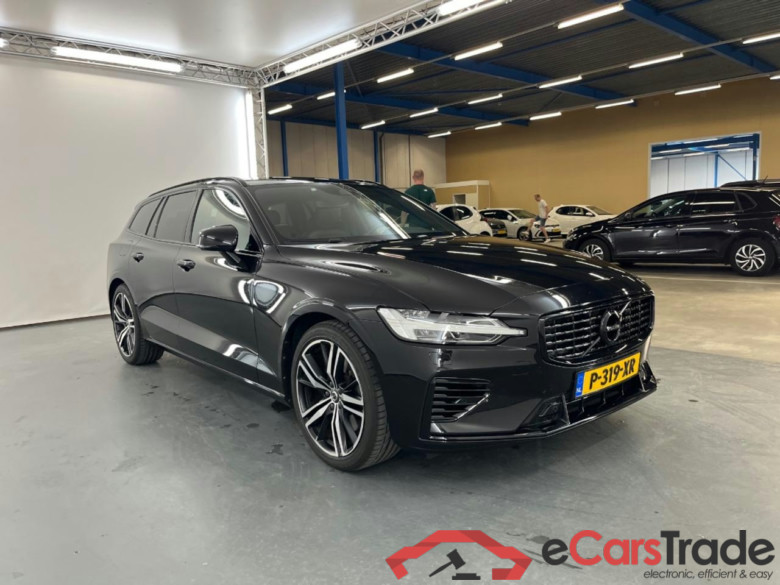 VOLVO V60 2.0 T6 Recharge AWD R-Design #2