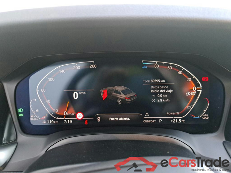 BMW Serie 3 / 2018 / 4P / sedán 320d Auto. #4
