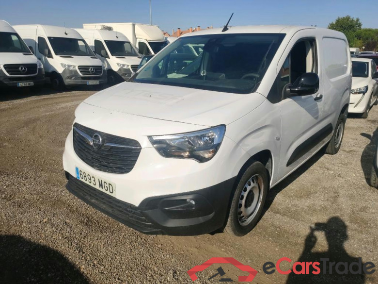 OPEL Combo / 2018 / 3P / furgón derivado de turismo Cargo L 1000kg Diesel 1.5 100HP S&S MT E (AC)