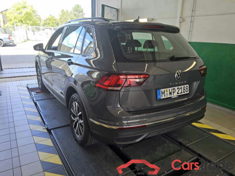 Volkswagen Tiguan (AX1)(07.2020->2024) DE - SUV5 1.5 TSI BMT/Start-Stopp EU6d, Life OPF, (Facelift) 2020 - 2023 #4
