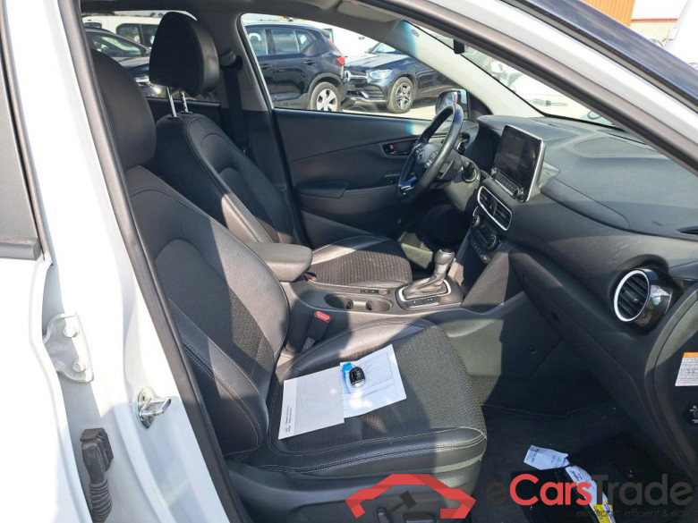 HYUNDAI Kona / 2017 / 5P / todoterreno 1.6 GDI HEV Style Sky Red DT #6
